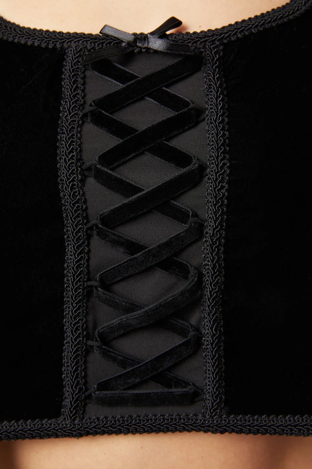 10Th House Velvet Corset - Image 10