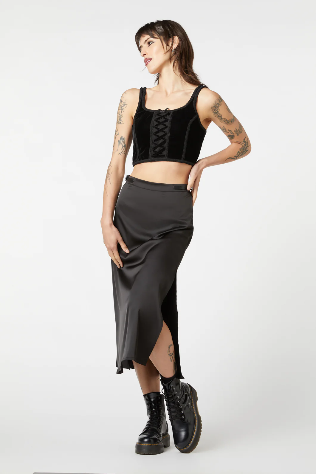 10Th House Velvet Corset - Image 7