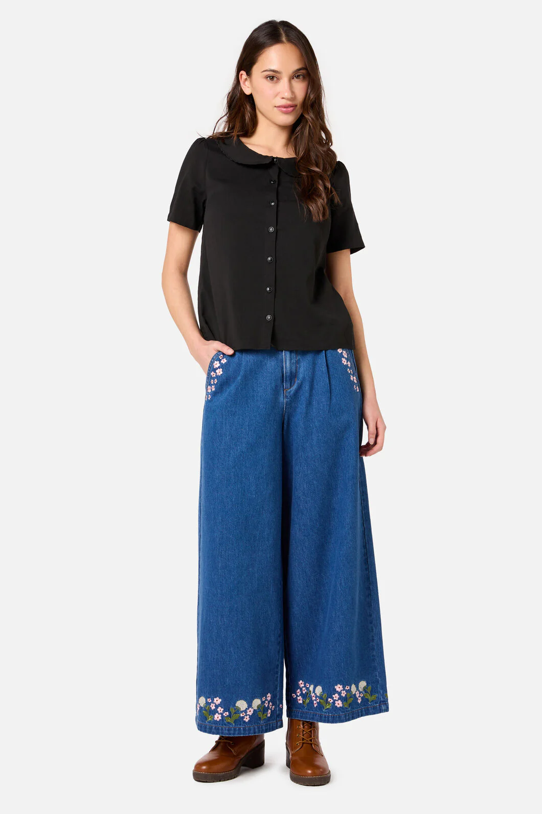 Aster Short Sleeve Blouse - Image 8