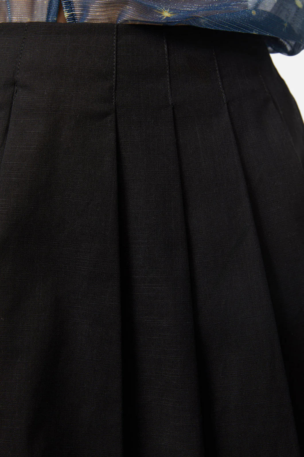 Basic Starlight Pleated Skirt - Image 5