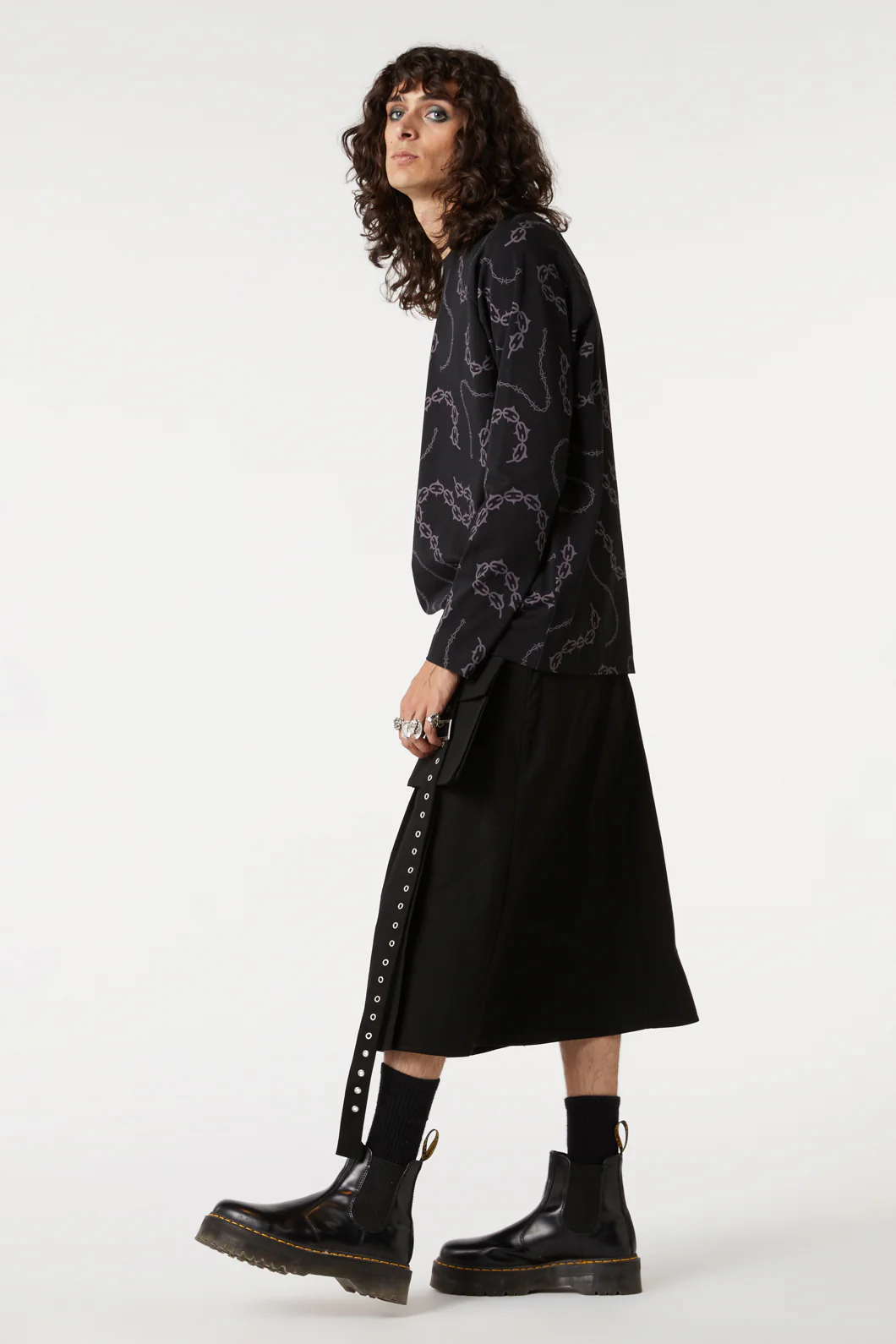 Bound & Chained Raglan - Image 4