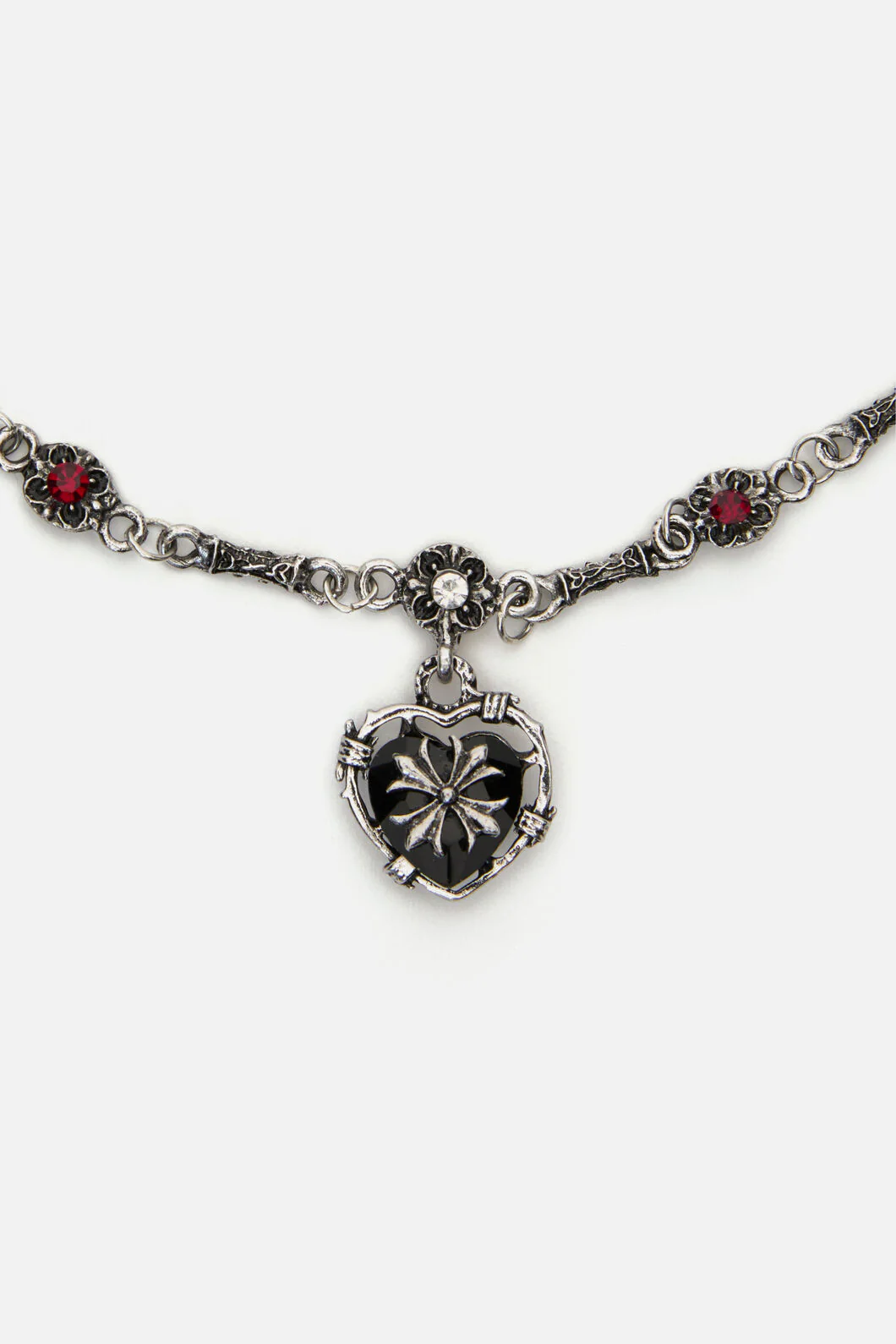 Charming Chained Necklace - Image 4