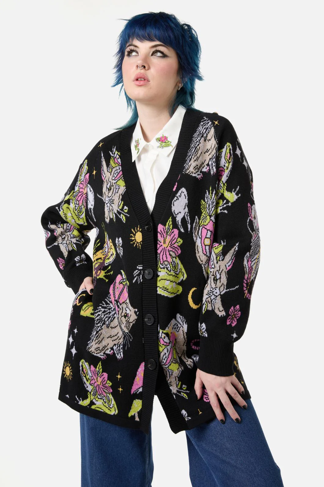 Collectors Guide Print Cardigan - Image 5