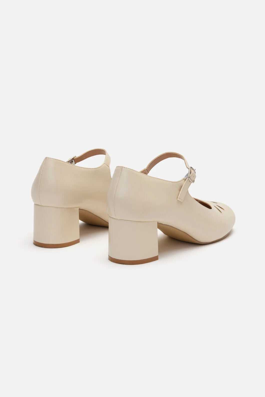 Cream Vintage Heel - Image 5
