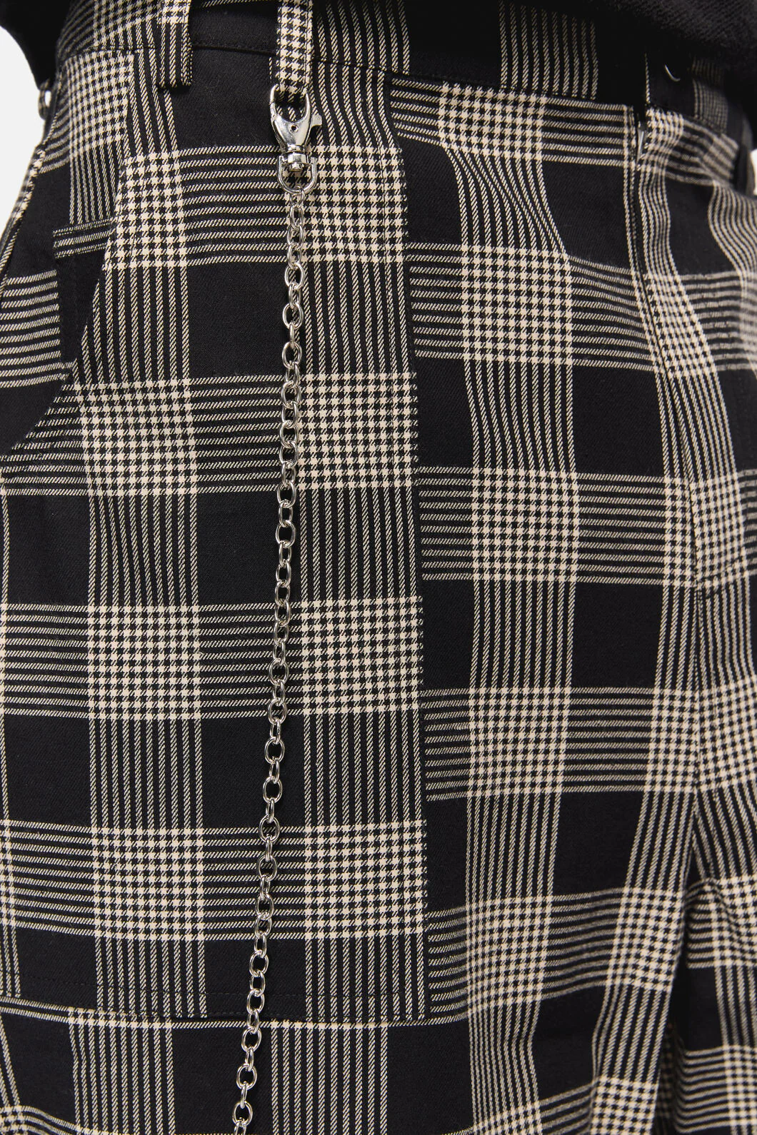 Crypt Baggy Shorts - Image 5