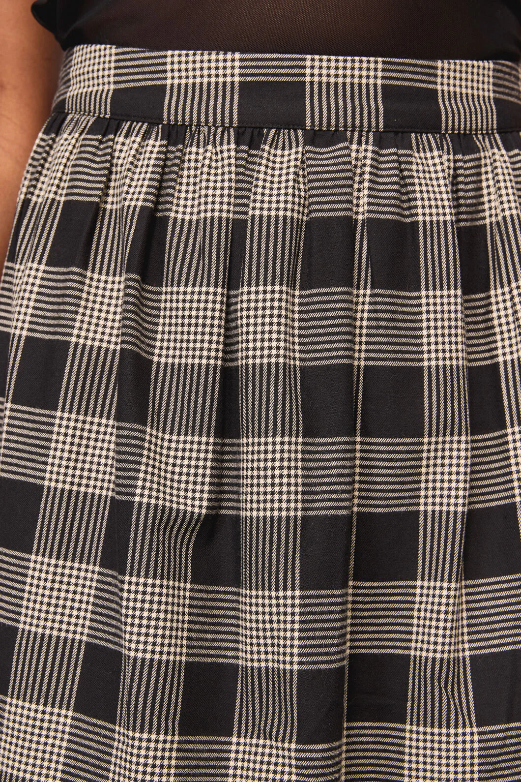 Crypt Check Maxi Skirt - Image 5