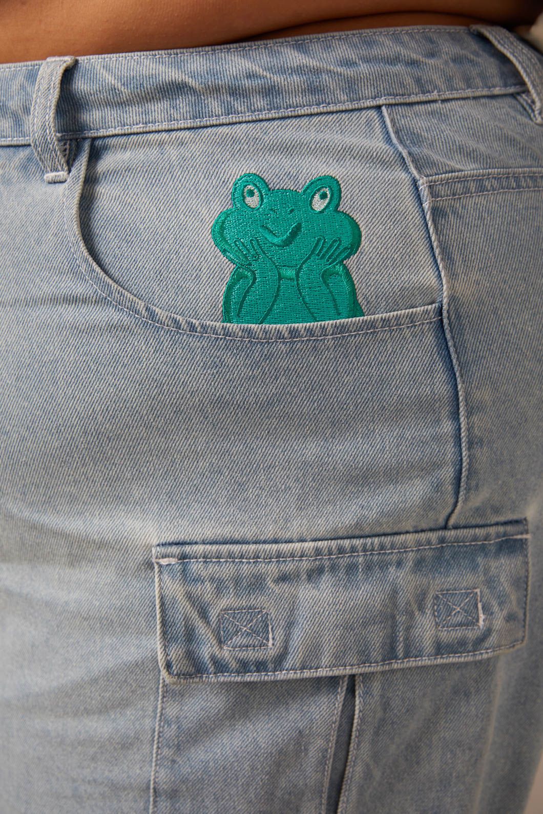 Curve Froggy Short - Image 9
