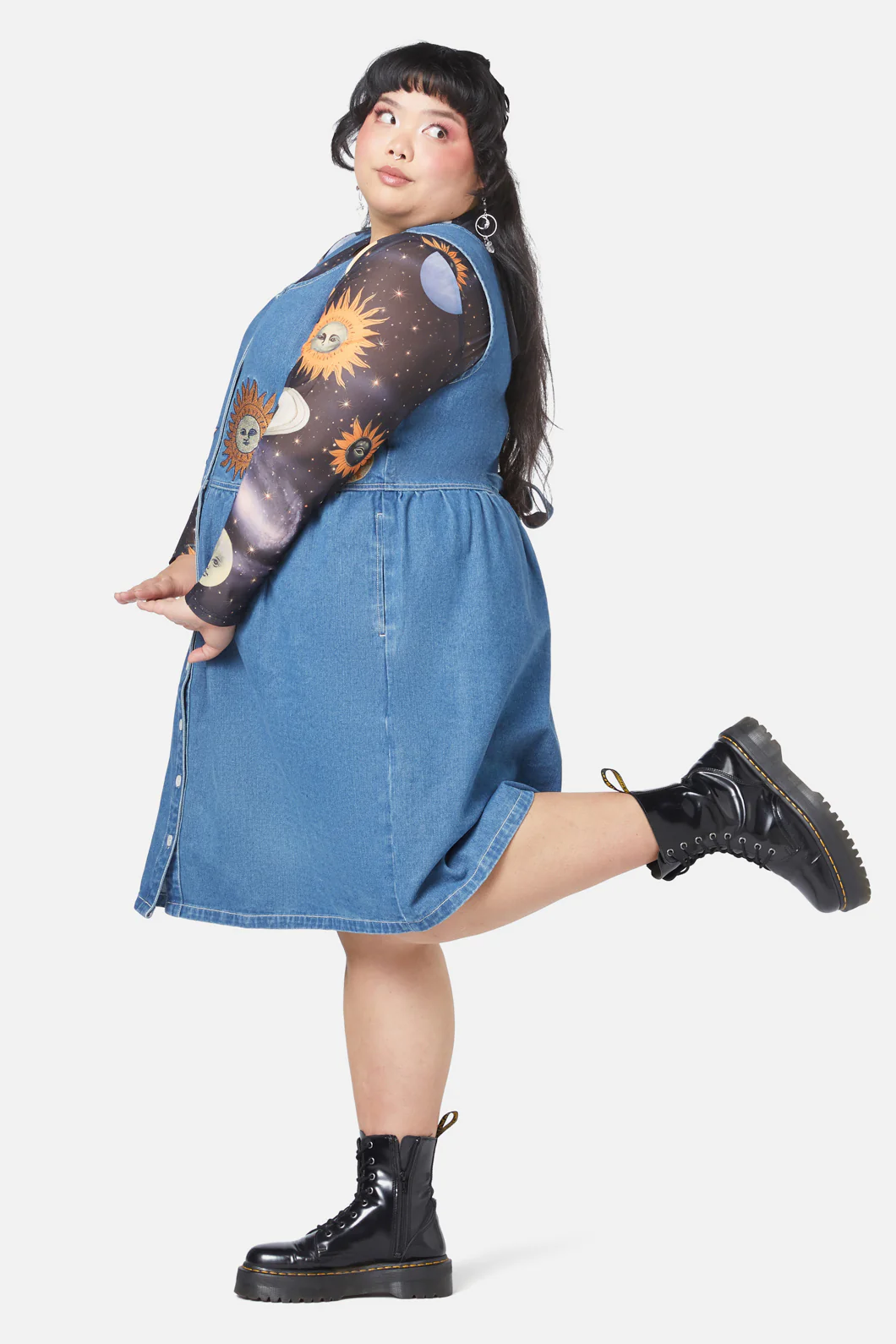 Curve Moonlit Embroidery Pinny - Image 6