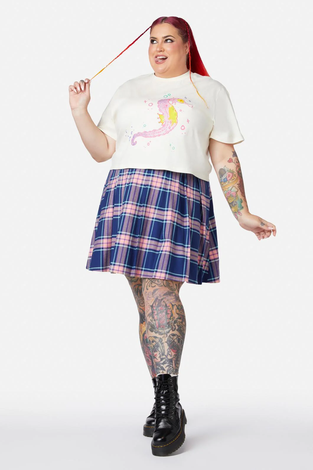 Curve Seahorse Tee