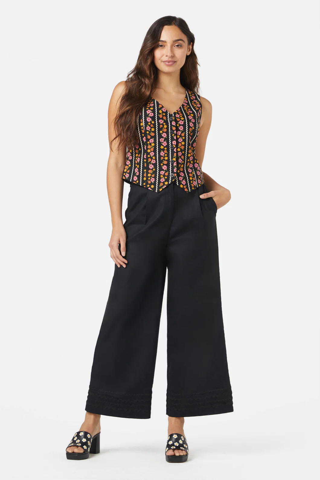 Daisy Chain Vest - Image 3