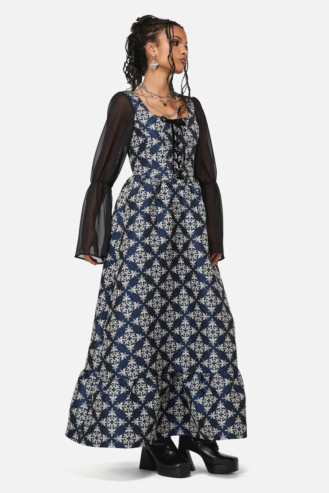 Dame Brocade Gown - Image 2