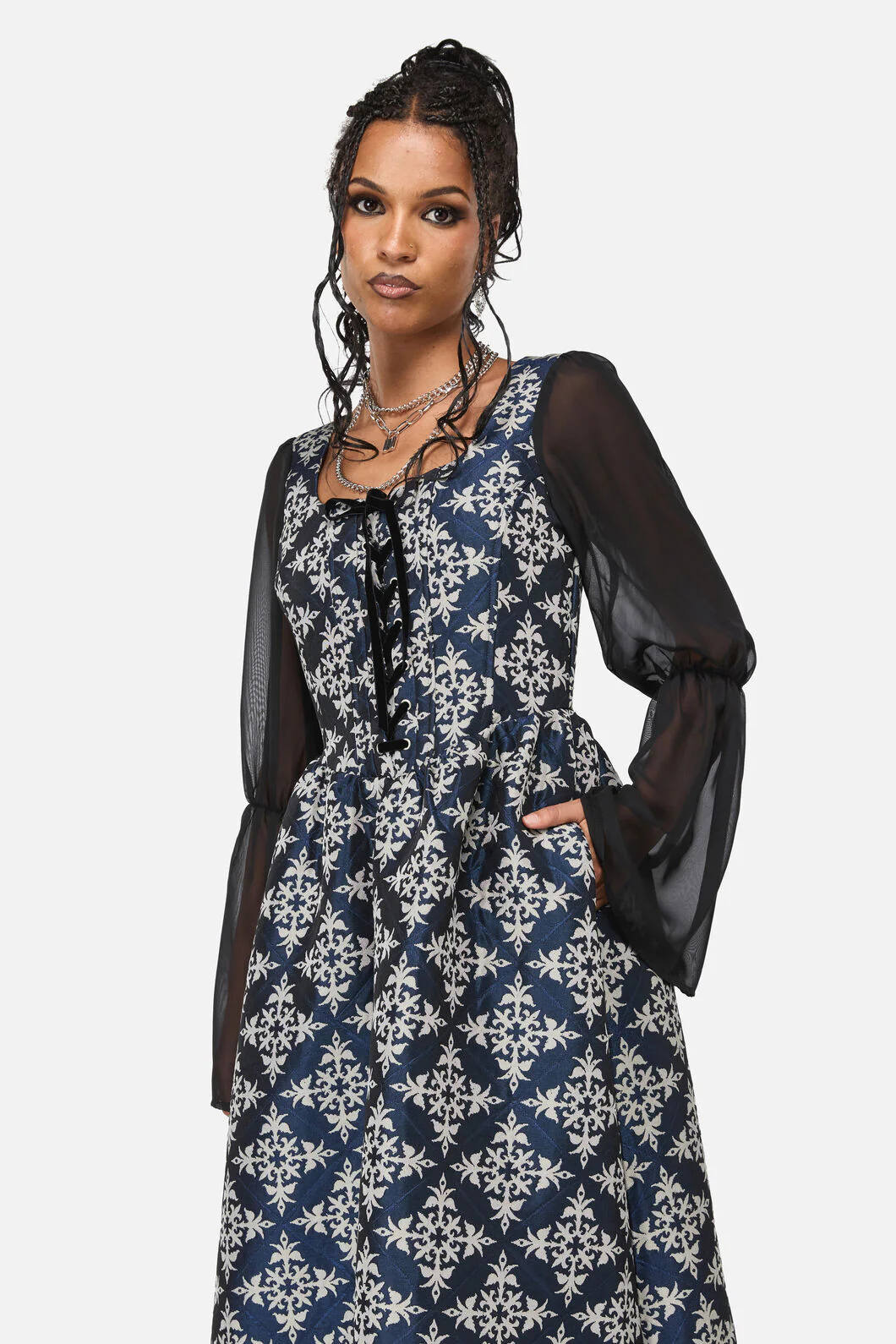 Dame Brocade Gown - Image 4
