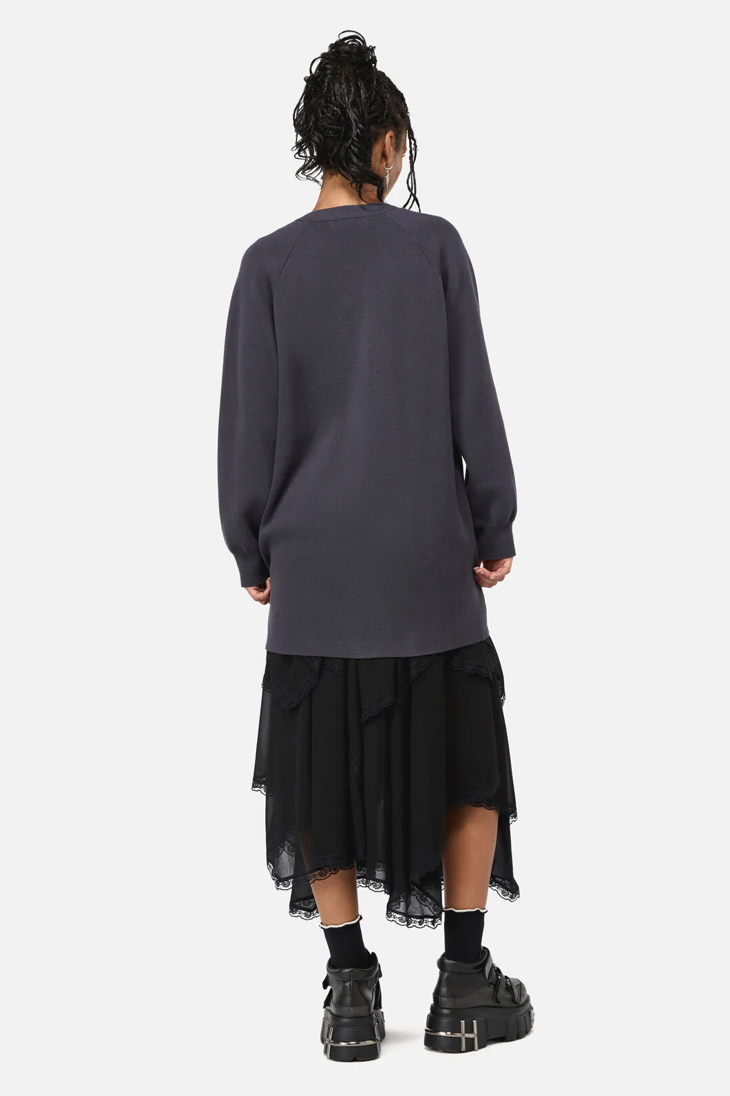 Dame Cardi - Image 4