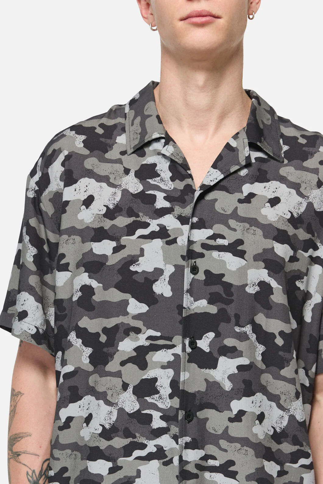 Disruptive Camo SS Shirt - Image 4