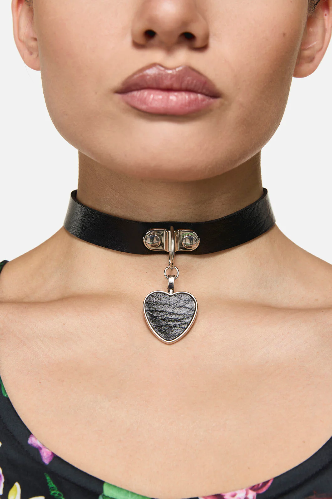 Heart Charm Choker - Image 2
