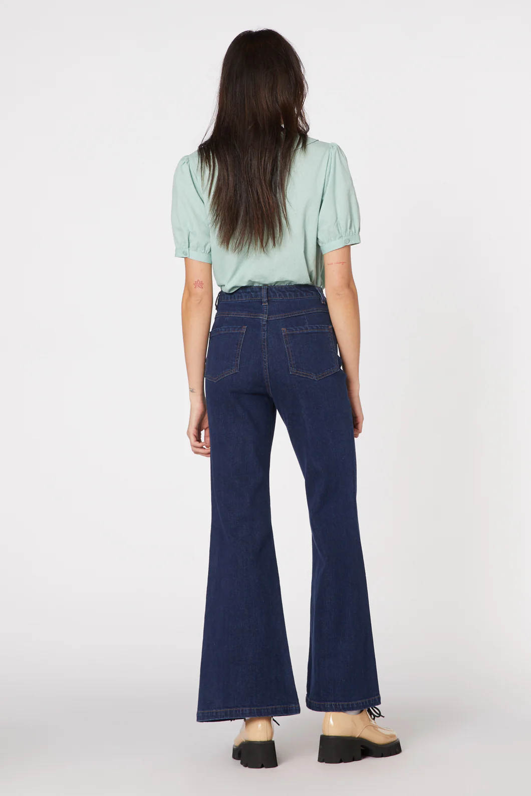 Ines Jean - Image 7