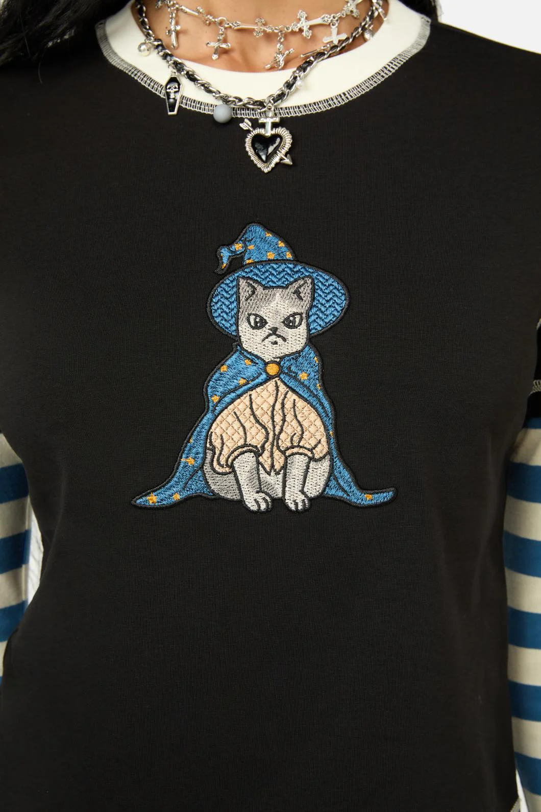 Iykyk Long Contrast Sleeve Top - Image 7