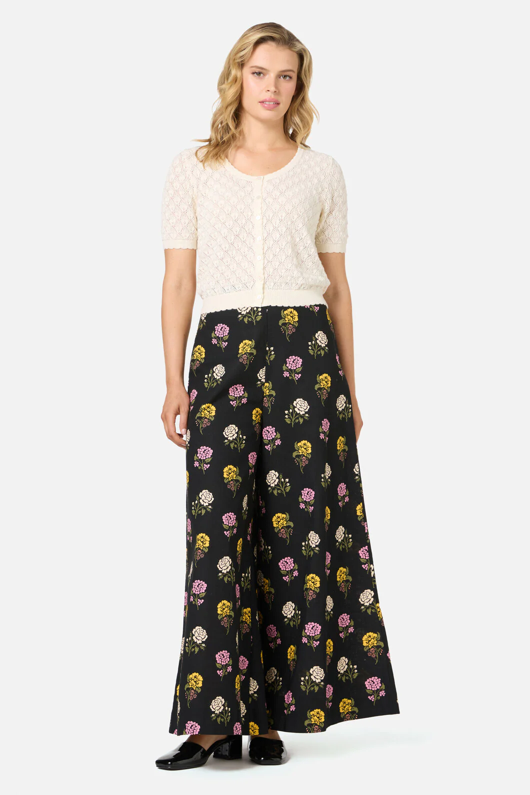 Lacey Short Sleeve Cardigan - Image 3