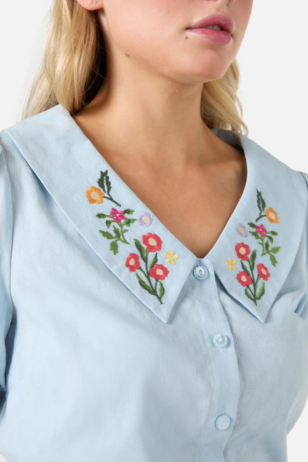 Latice Embroiderd Blouse - Image 5