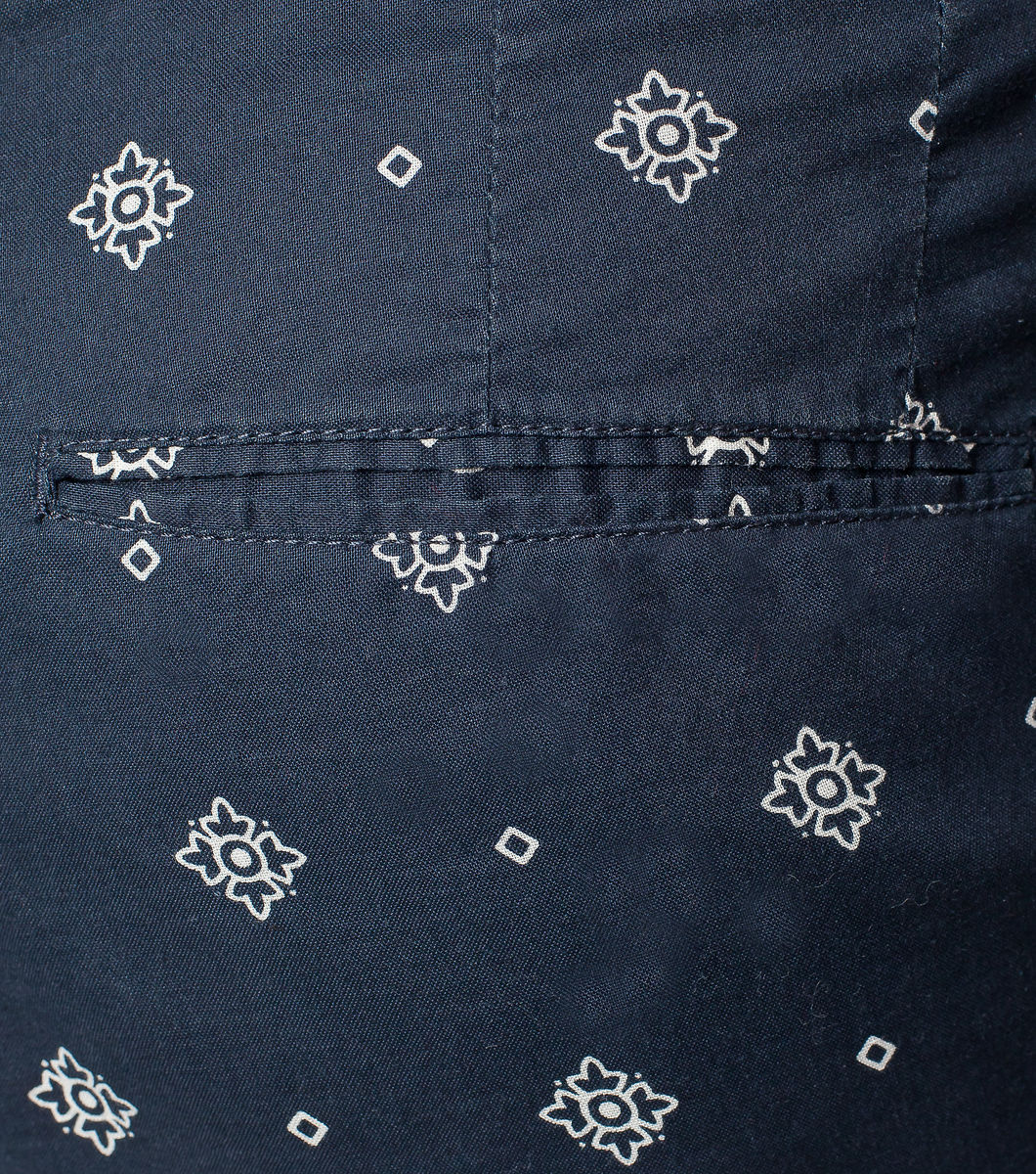 Mixed Bandana Short - Image 4