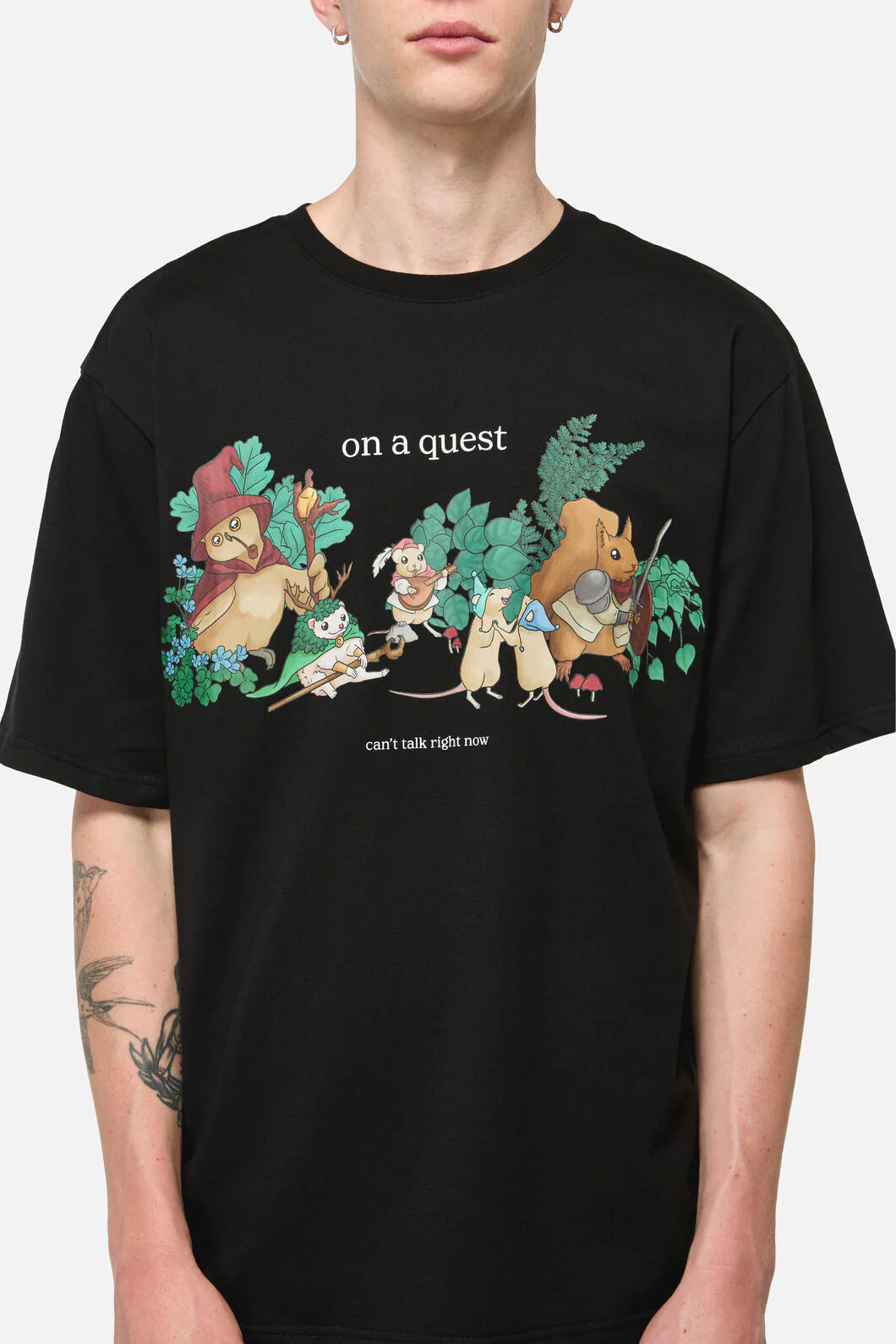 On A Quest Print Tee - Image 5