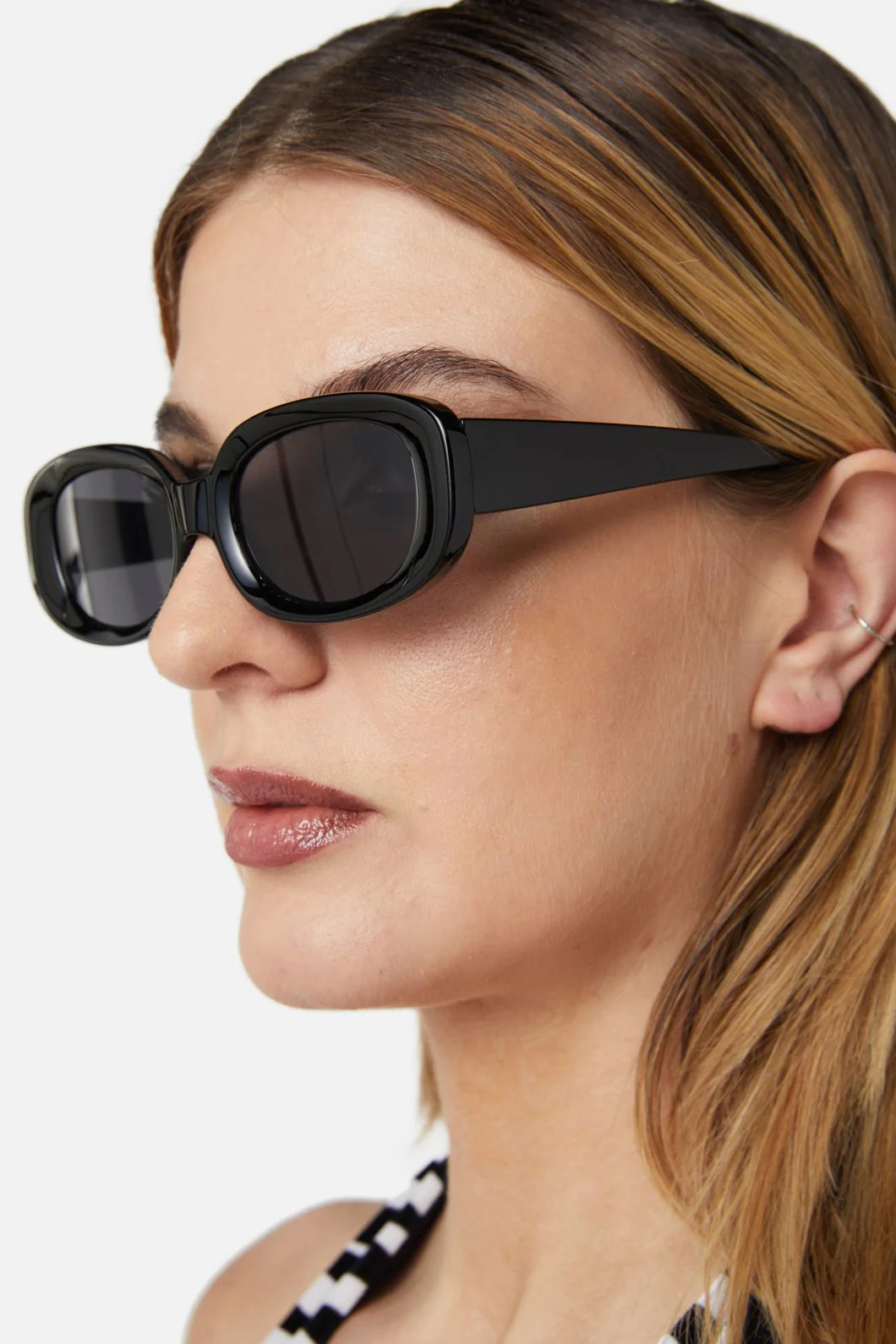 Oval Frame Sunglasses - Image 2