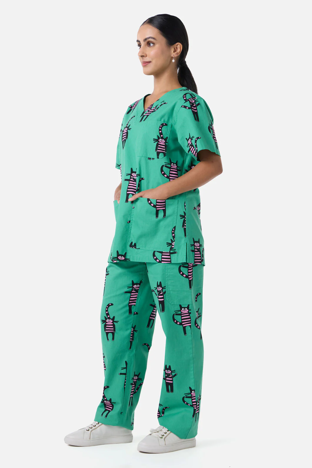 Peculiar Puss Scrub Set - Image 4