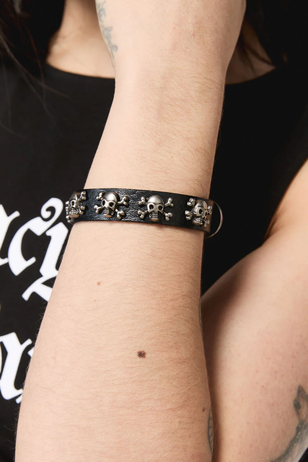 Pirate Skull Cuff - Image 2