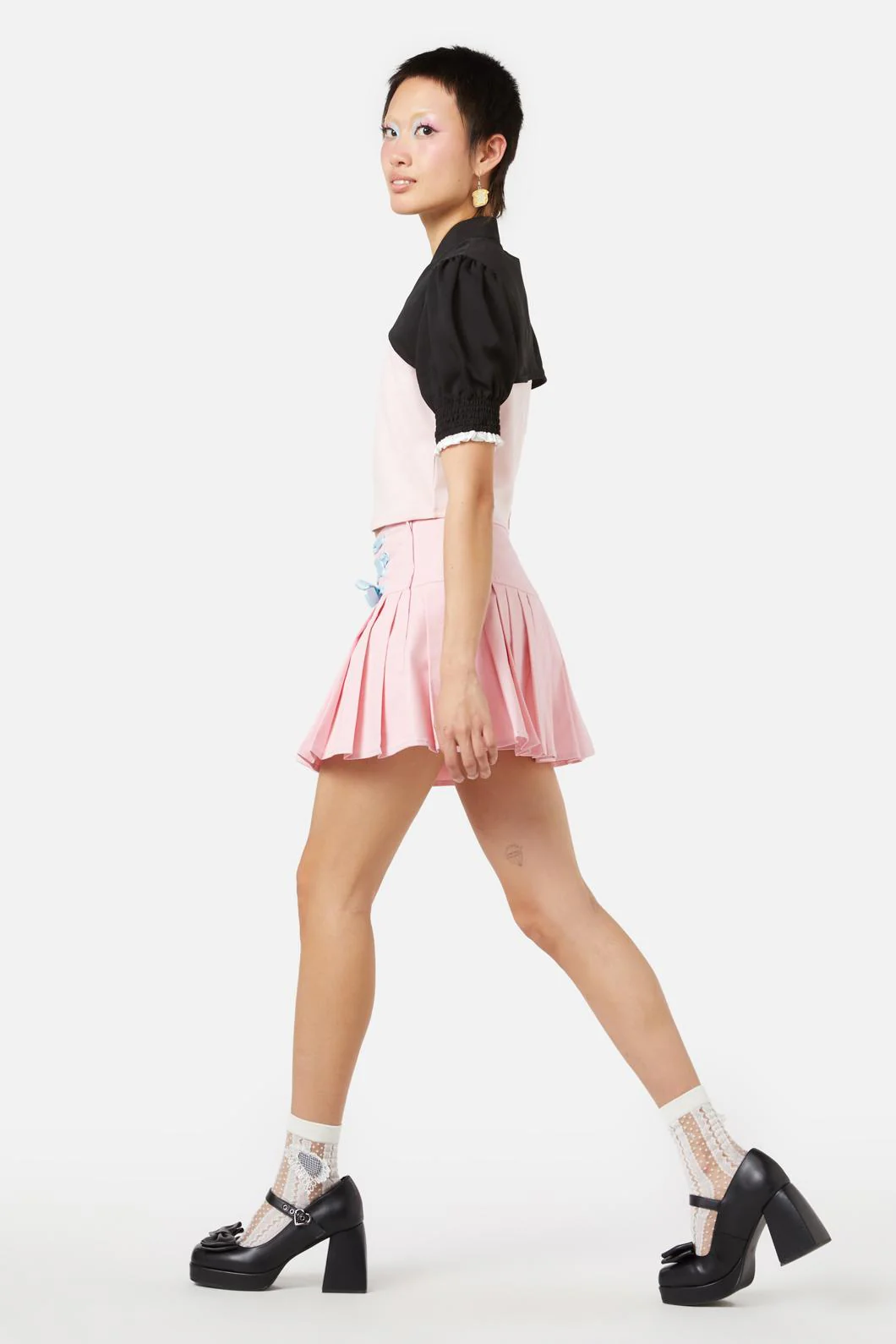 Queen Sleeves - Image 4