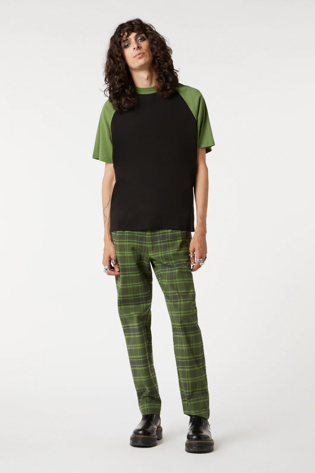 Queens Temper Raglan Tee - Image 4