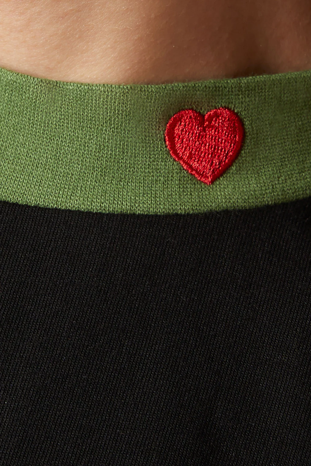 Queens Temper Raglan Tee - Image 7
