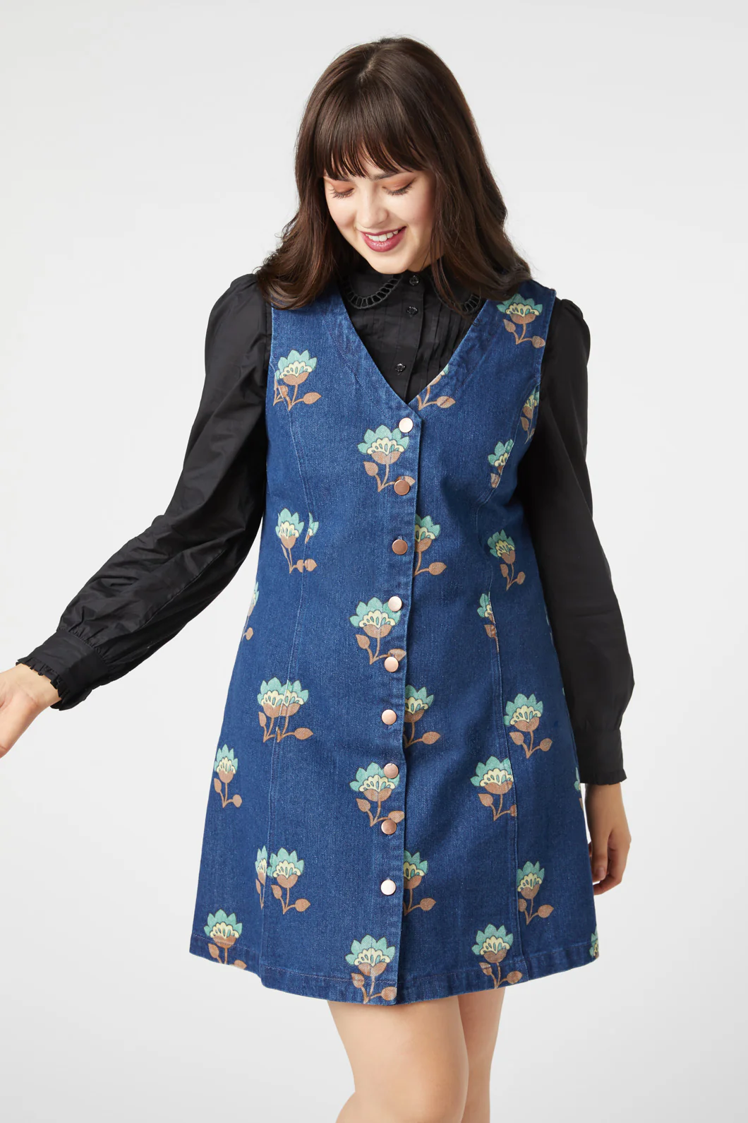 Retro Flora Pinny - Image 7