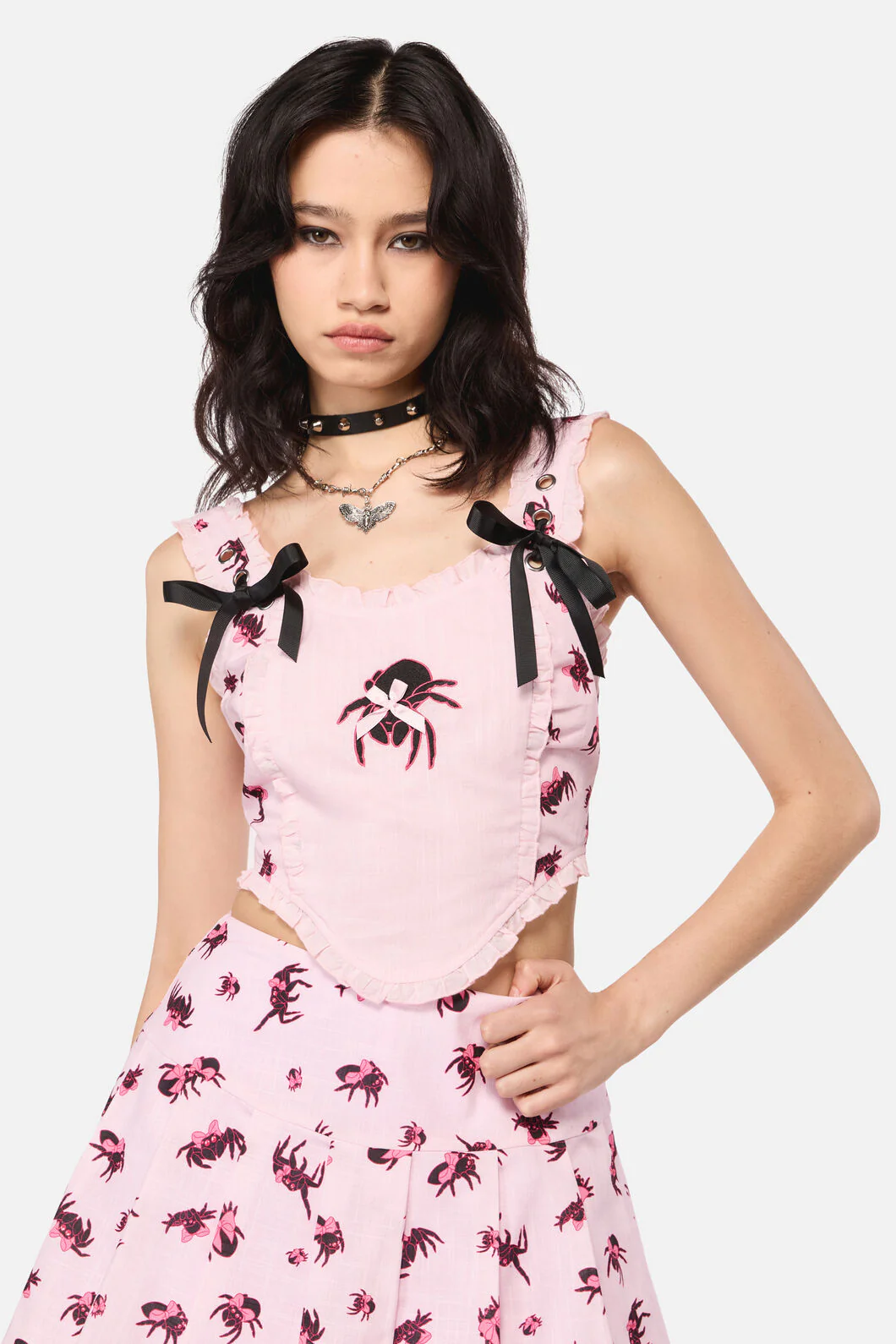 Rococo Life Spiider Bow Print