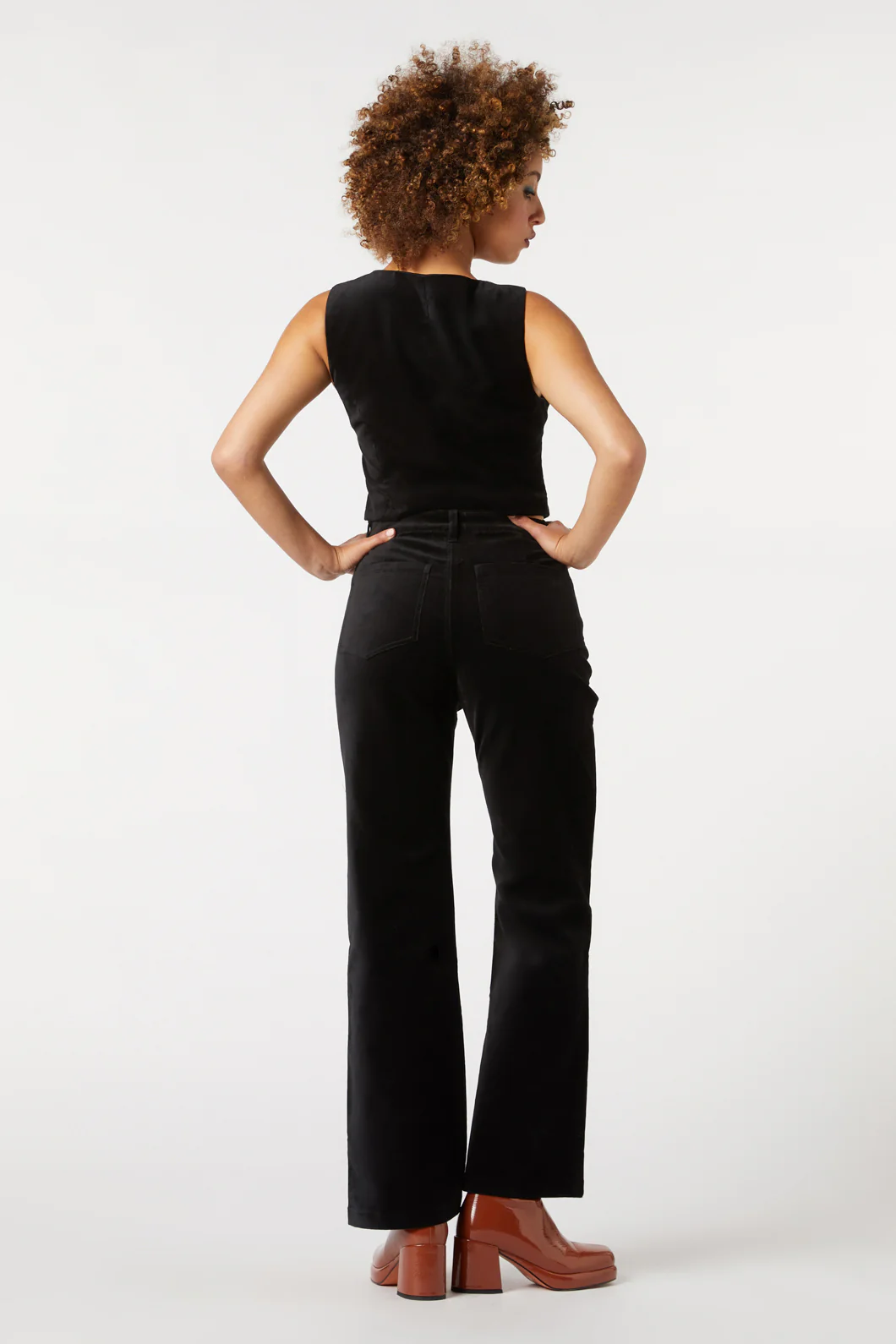 Sadie Velvet Vest - Image 4