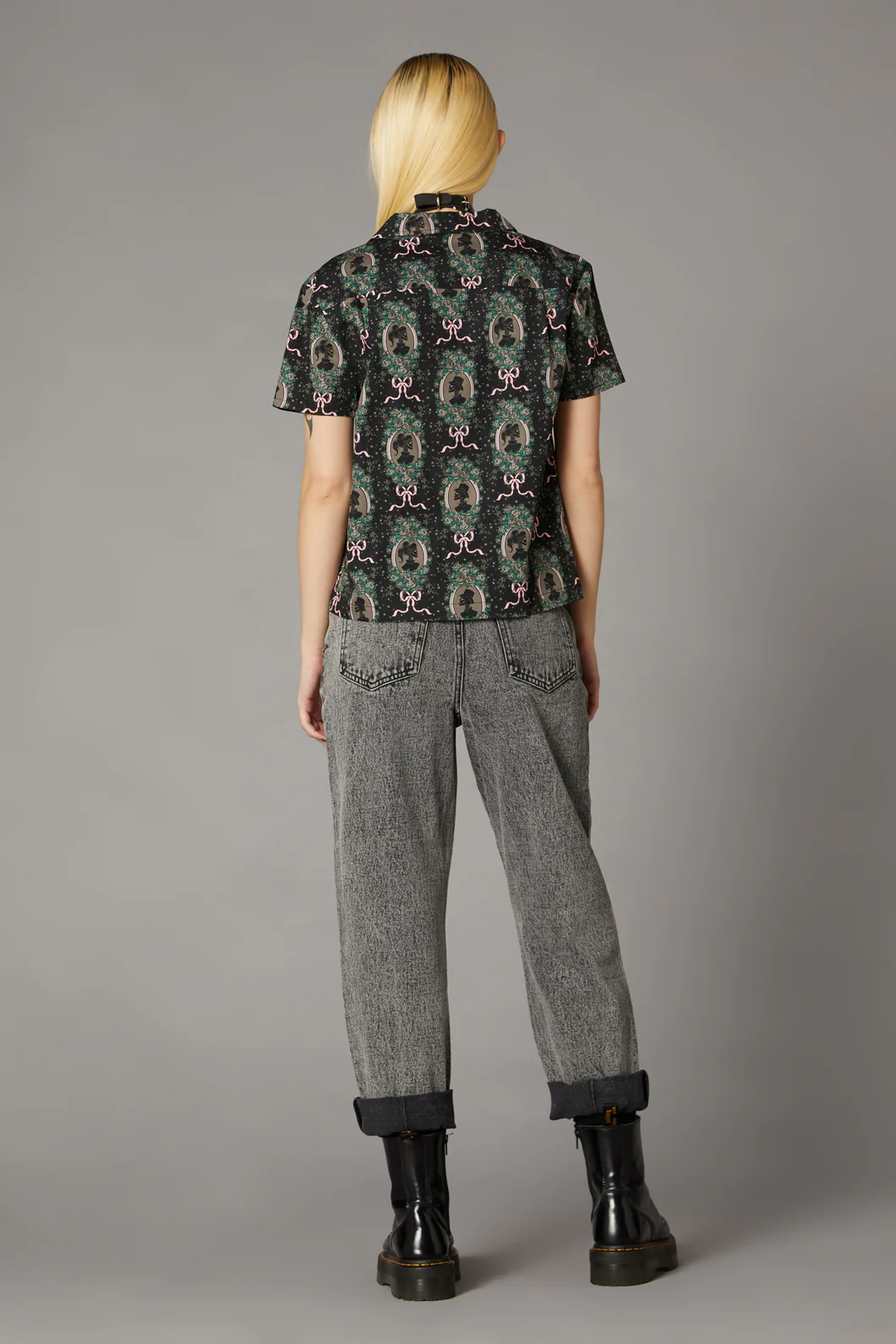 Spooky Cameo Print Blouse - Image 4