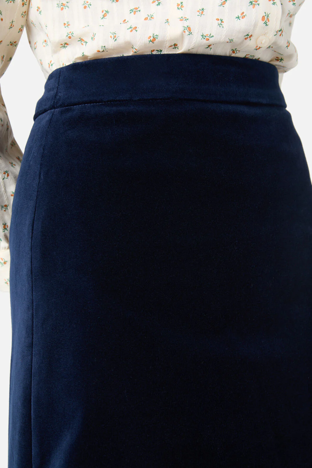 Stella Velvet Mini Skirt - Image 11