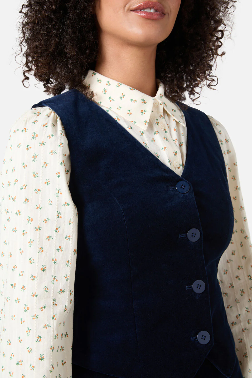 Stella Velvet Vest - Image 10