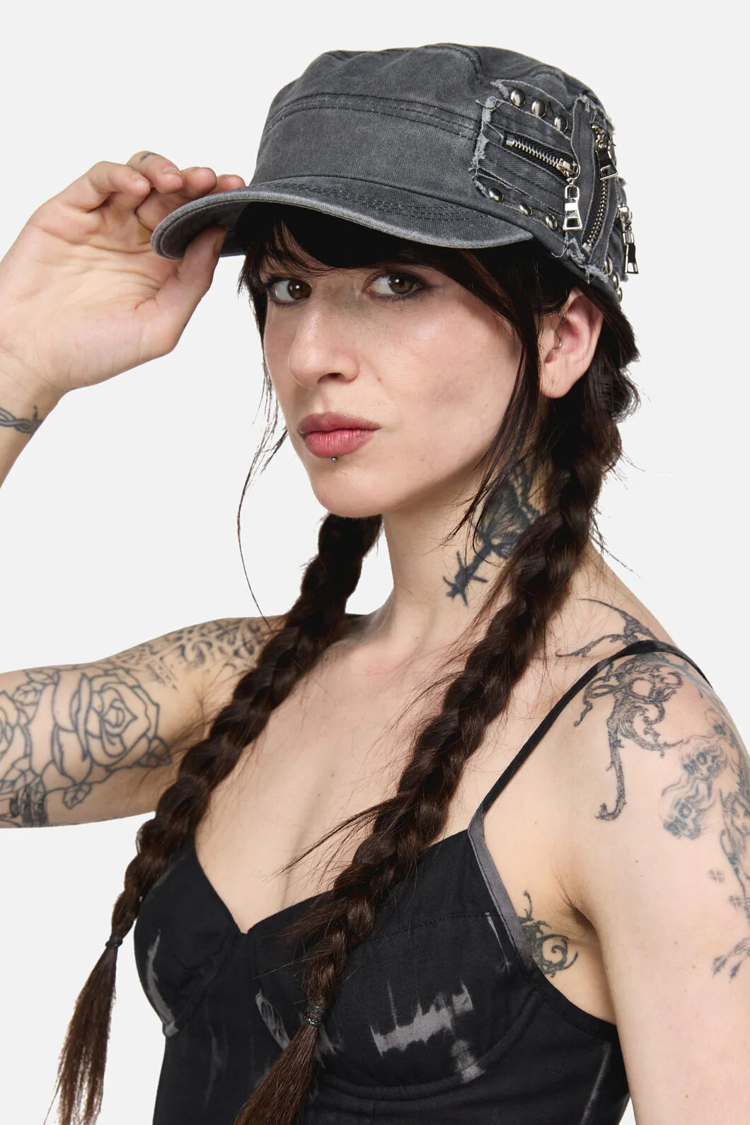 Stud & Zip Cap