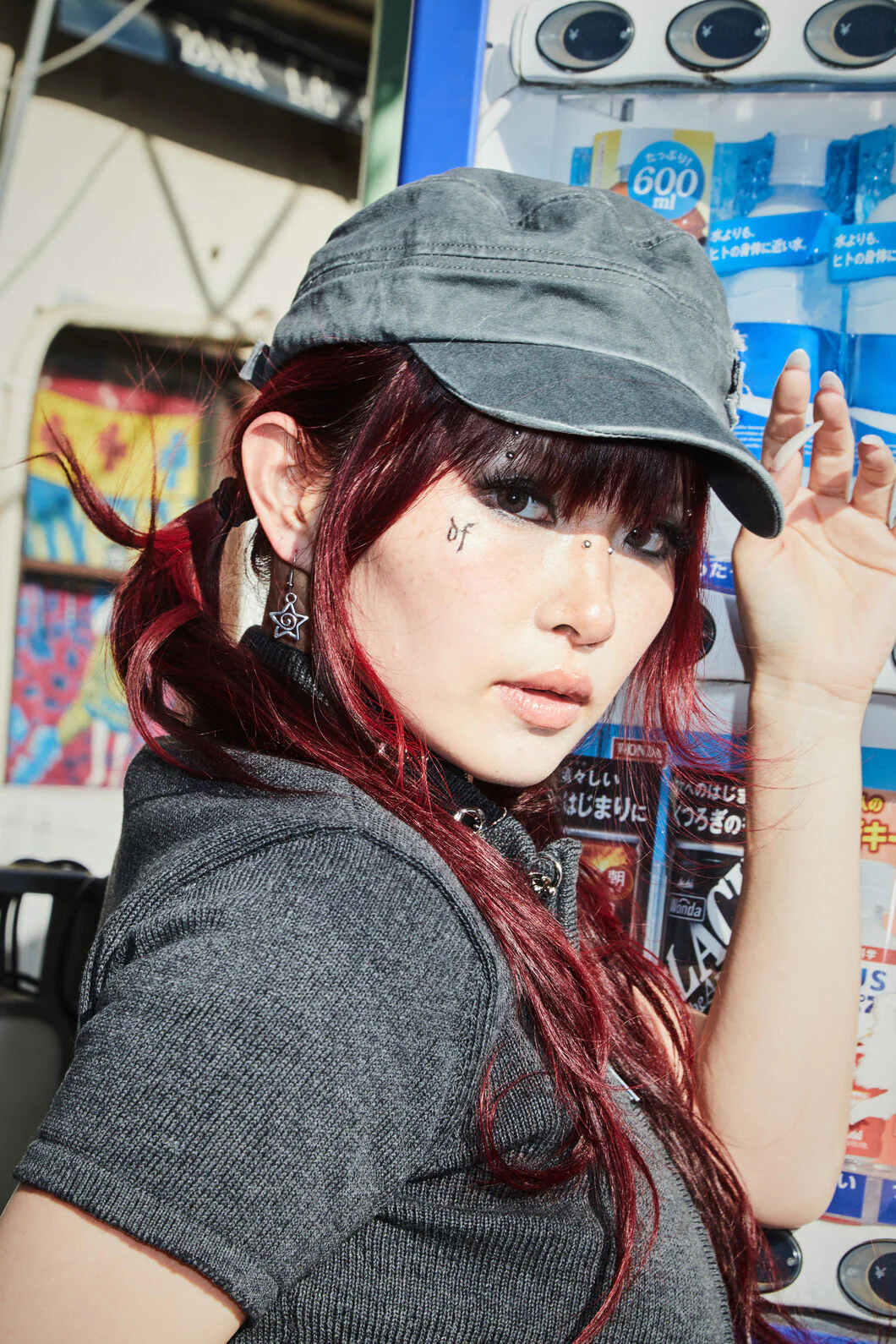 Stud & Zip Cap - Image 2