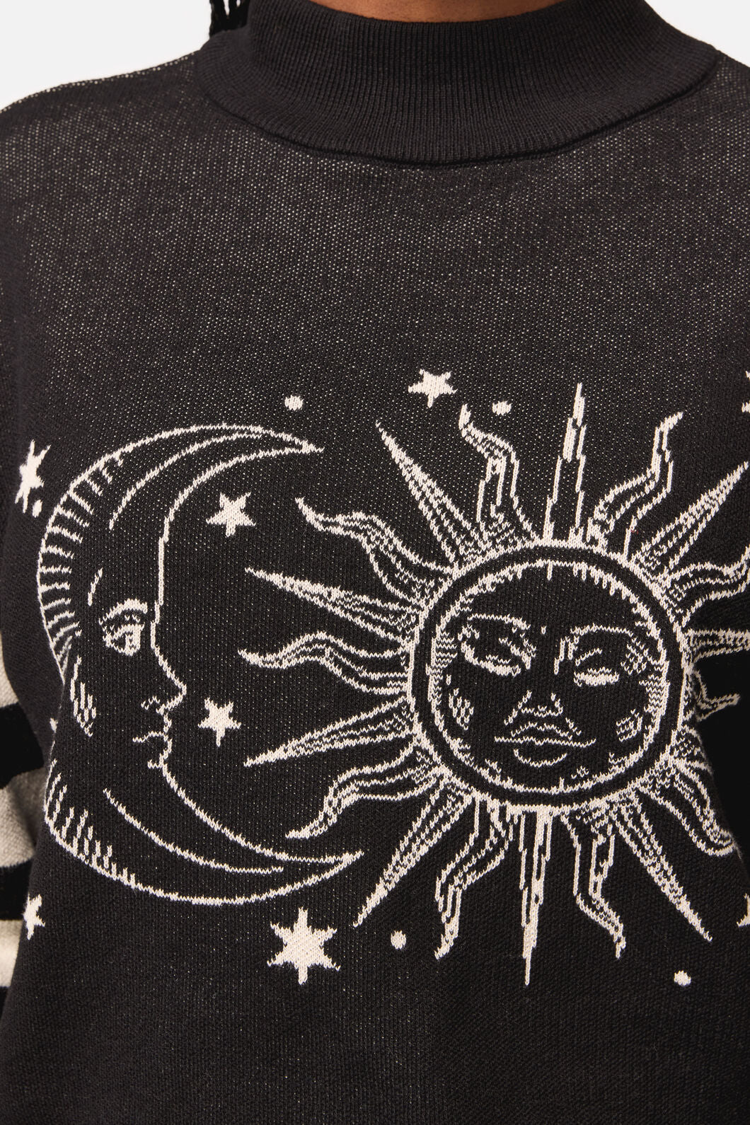 Sun And Moon Stripe Sleeve Uns Knit - Image 10