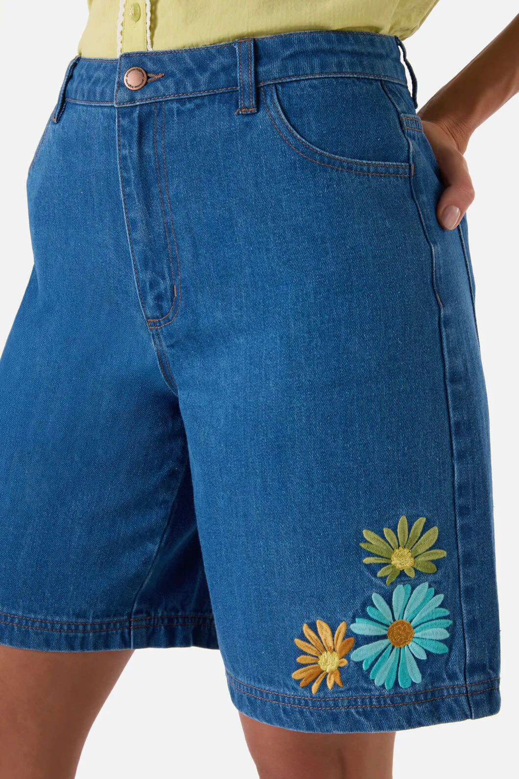 Sweet Daisy Embroidered Short - Image 5