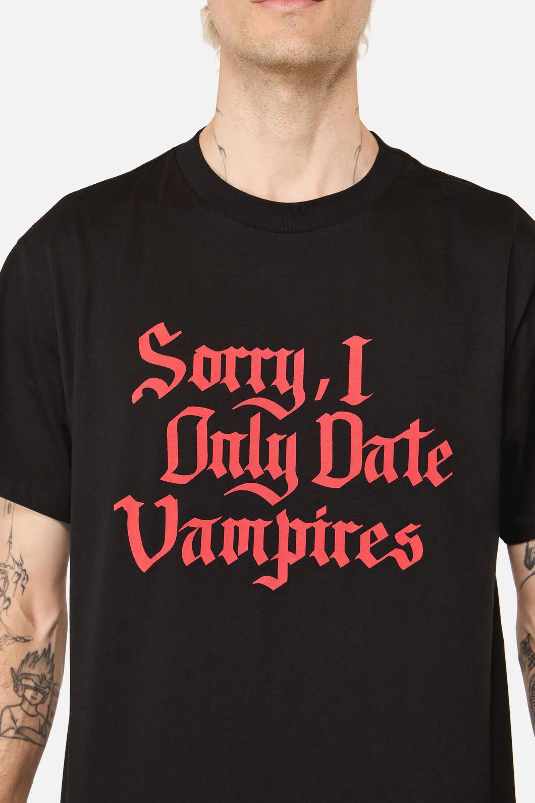 Vampire Lover Unisex Tee - Image 4