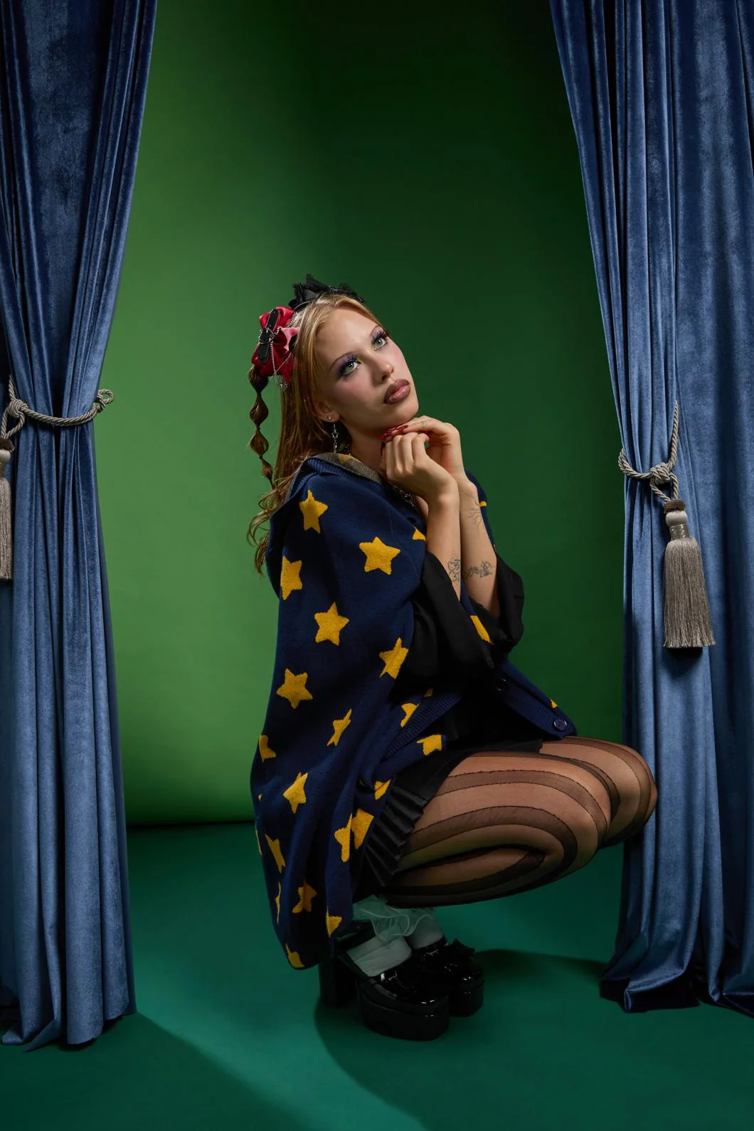 Wiz Knit Cape - Image 2