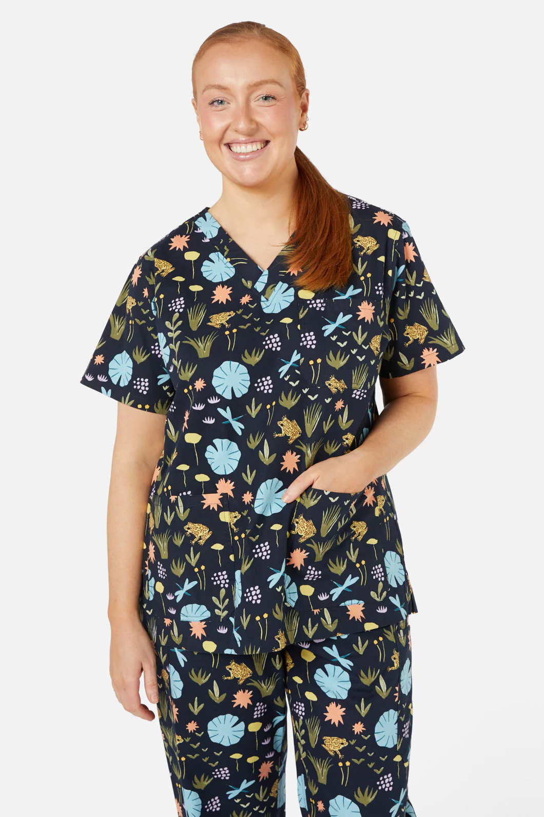 Yellow Spotted Tree Frog Scrub Set - Image 2
